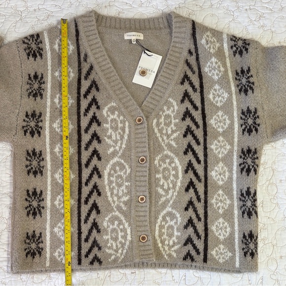 Oat Loop Abstract Print Cardigan - Picture 7 of 11